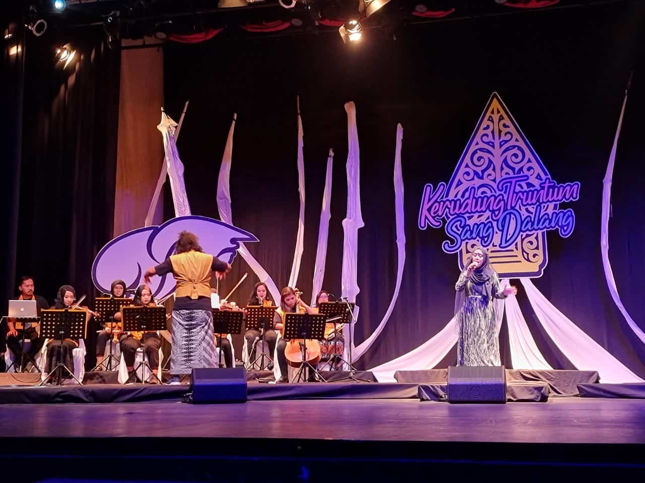 konser orkestra teater wn jogja